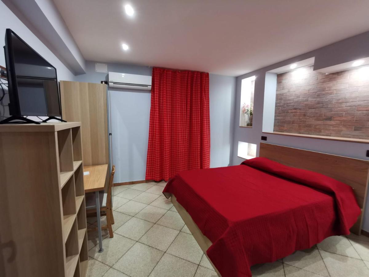 Bed And Breakfast Picentia 19 Pontecagnano Exterior photo