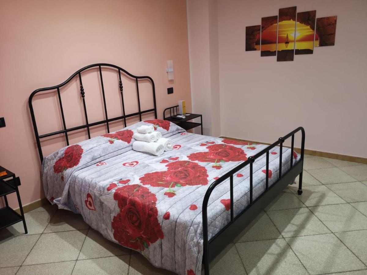 Bed And Breakfast Picentia 19 Pontecagnano Exterior photo